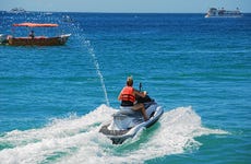 Alquiler de moto de agua en el Mar Rojo