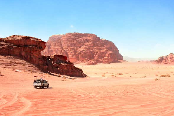 Tour privado por Áqaba + Jeep por Wadi Rum